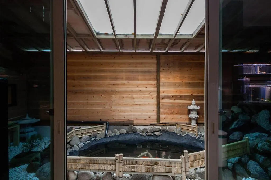 Villa Capricious Inn Kita27Jyou Sapporo Japan